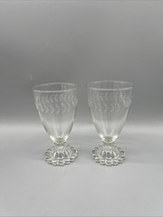 Set of 2 Anchor Hocking Boopie Glass 5.5” Cocktail Glasses Etched Laurel Leaf