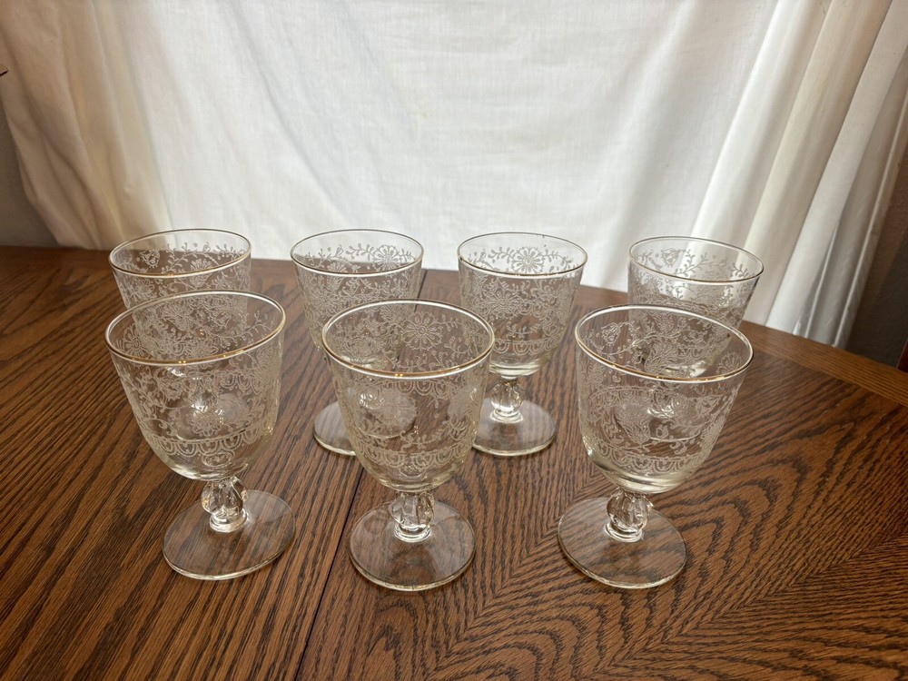 Set Of 7 Vtg Libbey Floral Etched “Lace” Design Gold Rimmed Glass Goblets