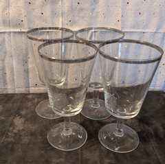 Vintage Cristal D’Arques-Durand Parisienne Wine Glasses With platinum rim