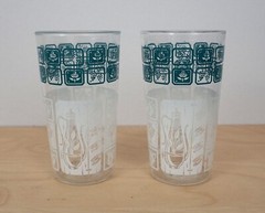2 Vtg Anchor Hocking Blue White Clear Farmhouse Retro Drinking Glasses Tumblers
