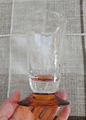 4 Vintage Clear Optic Panel Textured Glasses Amber Footed 4.75″ Retro HTF
