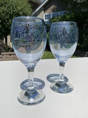 STUNNING Pair Of Blue Cristalleria Fratelli Fumo Wine Glasses Hand Made Italy