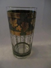 Drinking Glass 5.5″ Tall Clear /Green/Gold Grapes Leaf Multiples Avail Near Mint