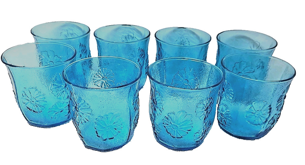 Set of 8 Vintage Anchor Hocking Blue Daisy Pattern Juice Glasses EUC 3 x3 in.