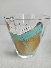 2 Par Fore 19th Hole Aqua and Gold Colored Barware Glasses