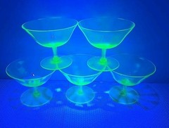 Vintage Set (5) Glowing Uranium Paneled Optic Low Sherbet Depression Era Glasses