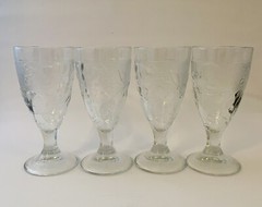 Set of 4 Vintage Arcoroc France Clear Molded Embossed Fruit Design Goblets