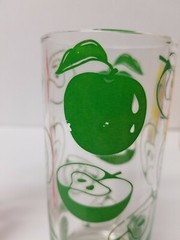 Set Of 4 Red Shed Fruit Juice Glasses 5′ Apple Cherry Lemon Orange