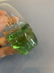 BEAUTIFUL VTG Emerald Green To Clear Shot Glass W/Tiny Controlled Bubbles 3.5″H