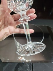 (1) Water Goblet Glass 7-1/2″ Crystal Old signed Waterford cut Powerscourt
