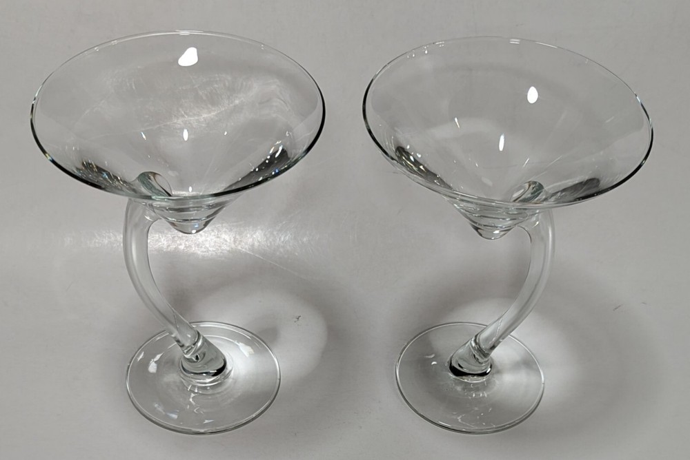 2 Martini Glasses Vodka Cosmo 6 oz Hand Blown Clear, Curved Stem 7 3/8″ Tall