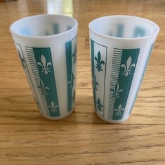 Vtg Hazel Atlas TURQUOISE BLUE Aqua Fleur De Lis 5 1/8″ Milk Glass Tumblers – 2
