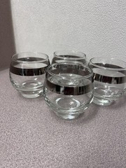 MCM Dorothy Thorpe Silver Banned Roly Poly Cocktail Glasses Set of 4 Barware VTG
