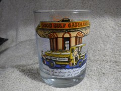 Vintage Gulf Gas & Oil Station Drive-In Service Station Glass Cup