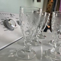 VTG Arcoroc France Clear Embossed Fruit Footed 8oz Wine Glasses set of 6 *EUC*