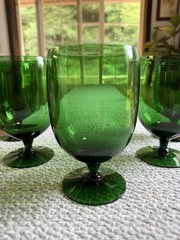 Set Of 6 Emerald Green Hand Blown Pedestal Water Goblets Made By Jude Co. MCM