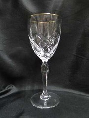 Marquis by Waterford Chelsea Gold: Water OR Wine Goblet (s), 8 1/2″, Light Wear