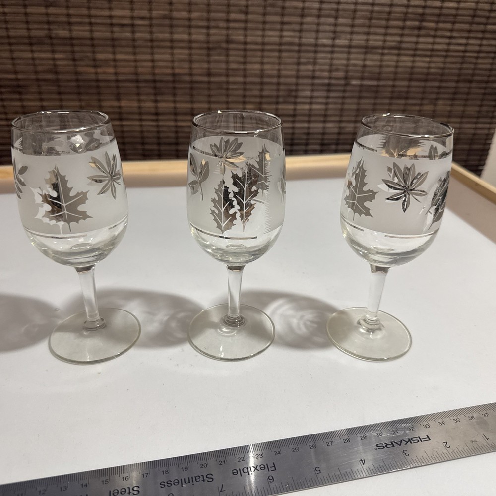 Set Of 3 Vintage Libbey Silver Leaf Frosted Stemmed Wine Or Water Glasses