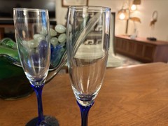 Vintage 4 Libbey Domaine Cobalt Blue Petal Stem Champagne Flutes 8 3/4″ 80s/90s