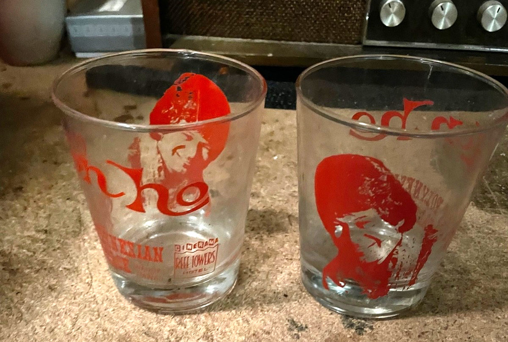 2 Vintage Pair Of Don Ho Polynesian Palace 4” Tall Rocks Glasses Waikiki Hawaii