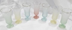 SO PRETTY! Set of 7 Blendo 8 oz Frosted Pastel Ombre Parfait Glasses w/Gold Rims