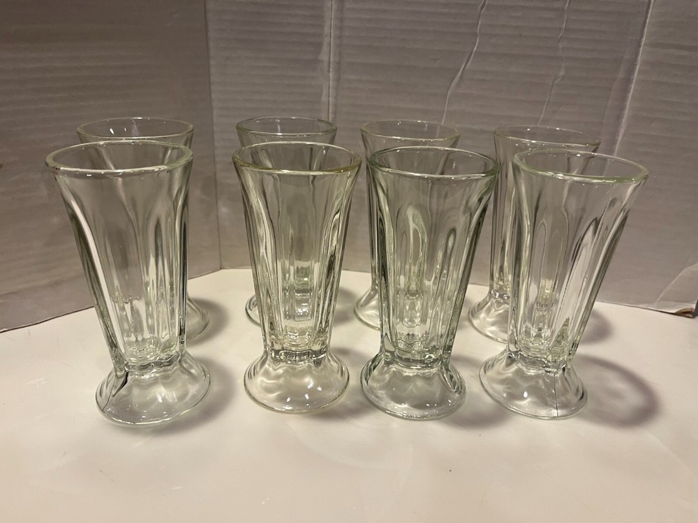 Vintage 8 Jeanette Glass Ribbed Ice Cream Sundae Parfait Glass 5.5″ H X 2.5″D