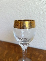 VINTAGE HAND DECORATED SET OF 2 INTERGLASS ITALY CRYSTAL WINE GLASSES GOLD RIM