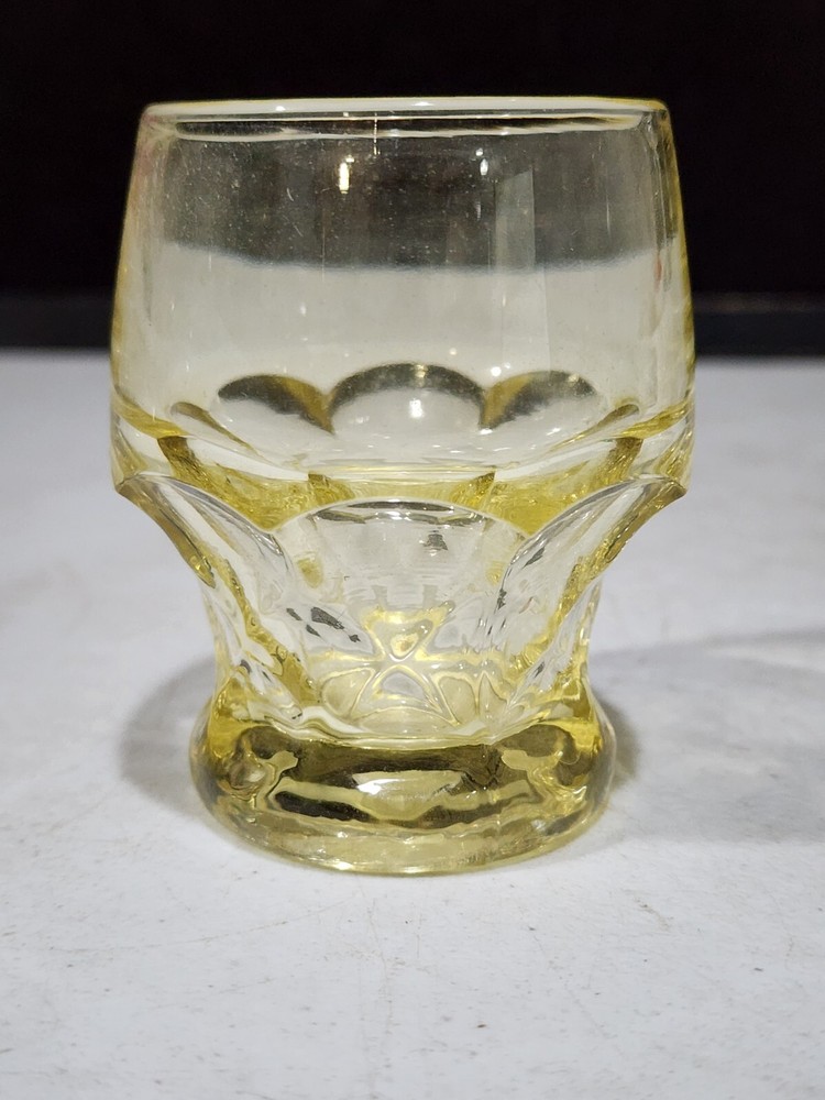 1- Vintage Glass Cambridge Georgian Gold Krystol Yellow 3 1/4″ Tumbler 5oz Glass