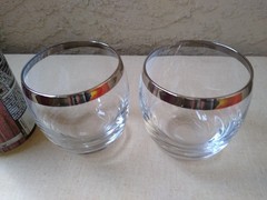 2 MCM Dorothy Thorpe SILVER Platinum Rim heavy stemless wine Glass ROCK,TUMBLER