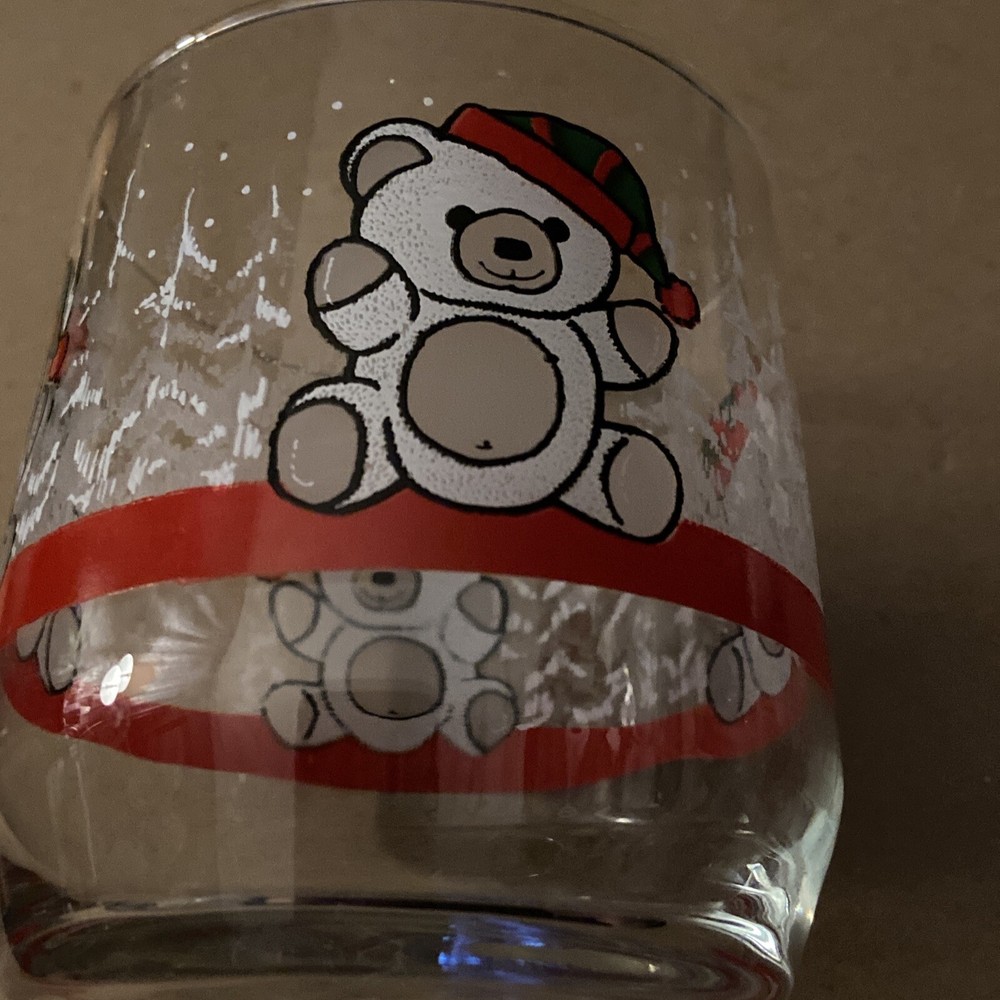 Vintage White Libby Christmas Bear Tumblr Glass