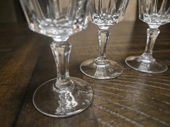 Set Of 4 Crystal Liqueur Liquor Glasses 3 5/8″- 4″ Height- Versailles -Very Nice