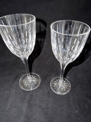 Mikasa Tear Drop Wines set of 2. – 8 3/4″ & 8 3/8″