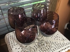 4 Stunning Amethyst Purple Optic Swirl 18 Oz 9 1/2” Wine Goblets Glasses