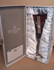 WATERFORD CRYSTAL SNOWFLAKE WISHES «JOY» RUBY CASED FLUTE, 2011 LIMITED ED NIB