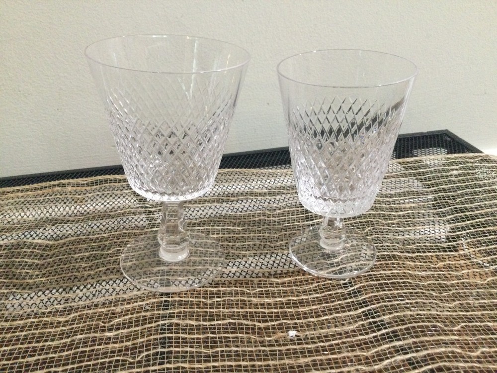 Royal Diamond by Fine Arts Crystal Wine 4 5/8»X 2 7/8» + juice glass 4 1/4X2.5