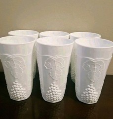 6 Milk Glass Tumblers Drinking Glasses Vintage Indiana Harvest Grape 5.75″