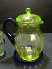 Vintage (14) Piece Fenton Optic Ribbed Uranium Glass Lemonade Set w/ Underplates