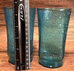 2 Anchor Hocking Pagoda Laser Blue Turquoise Texture Rain 5 1/2″ Tumbler 16 oz