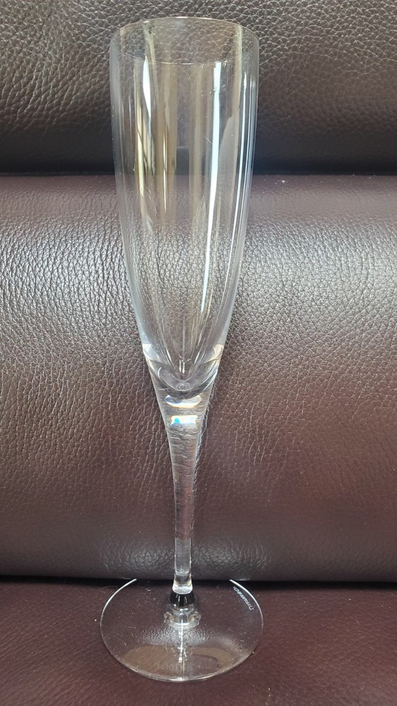 TIFFANY & CO CLASSIC Y CHAMPAGNE FLUTE Blown Lead Crystal, 9 1/4″, 6 oz,
