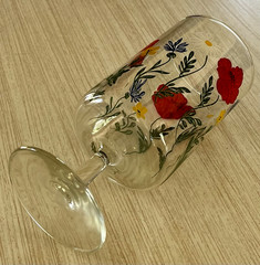 5 GARDEN FLOWER 12 OUNCE FOOTED TUMBLERS GOBLETS MULTICOLOR DESIGN 6 1/2″ TALL