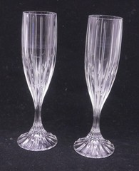 2 VINTAGE MIKASA PARK LANE PATTERN CRYSTAL CHAMPAGNE FLUTES, 8 5/8 INCHES