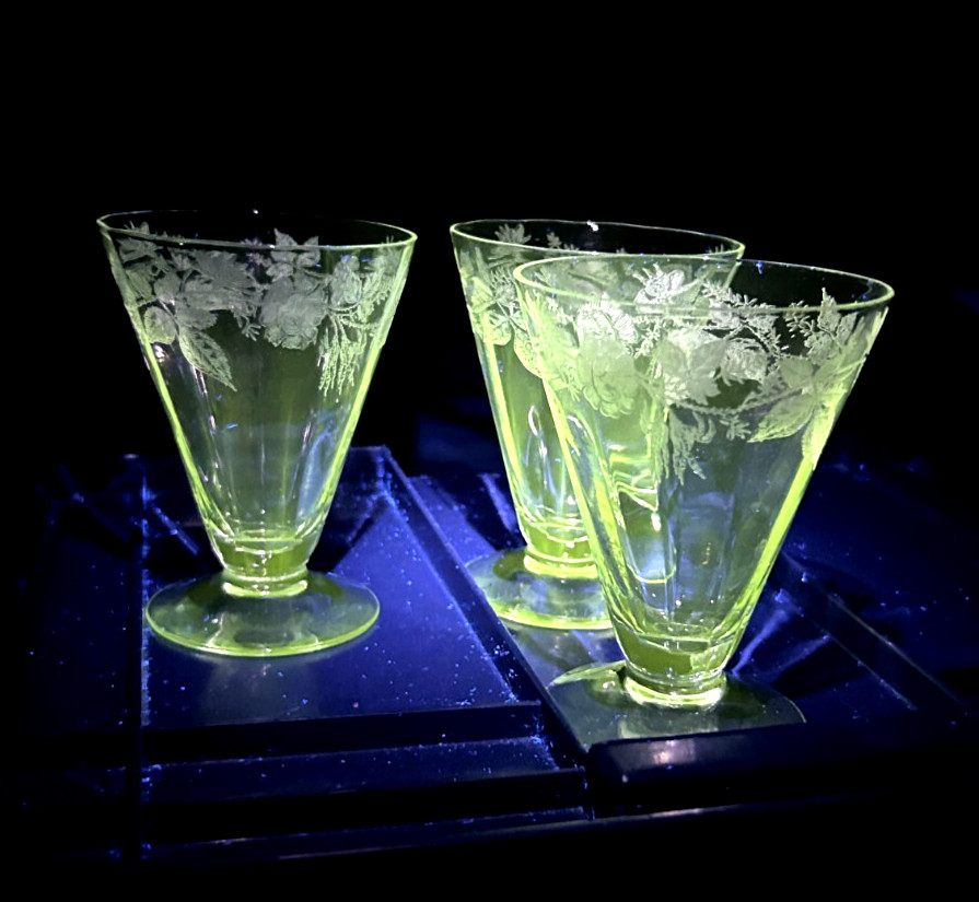 Vintage 3 Crystal Etched Flower Cocktail Glasses, has a Green Manganese Glow