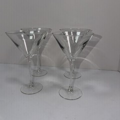 Martini Glasses Set of 4 Vintage Long Stem 7.75” Tall 4.5” Diameter Clear Glass