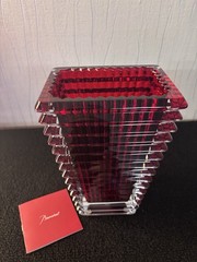 Vases Red Eye Rectangular IN Crystal Baccarat H: 7 7/8in
