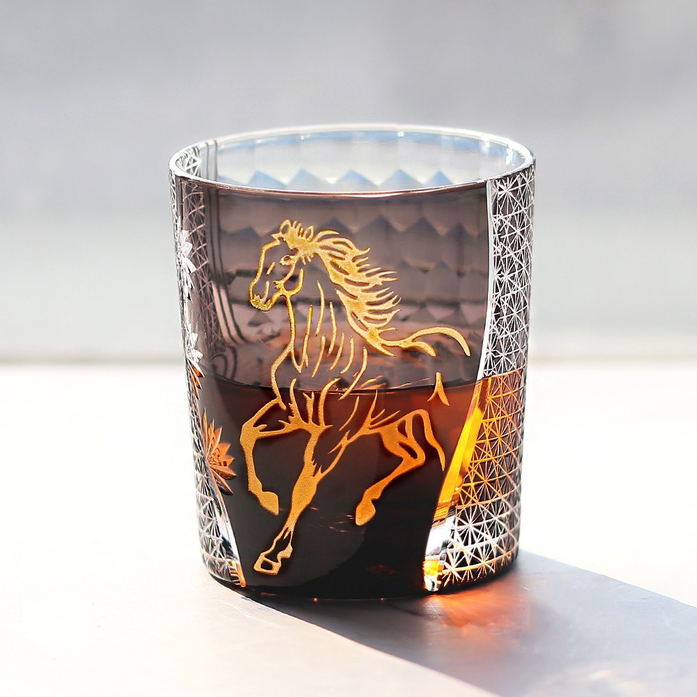 Original Hand Engrave Gold Horse Pattern Whisky Glass 250ml Tumbler Black