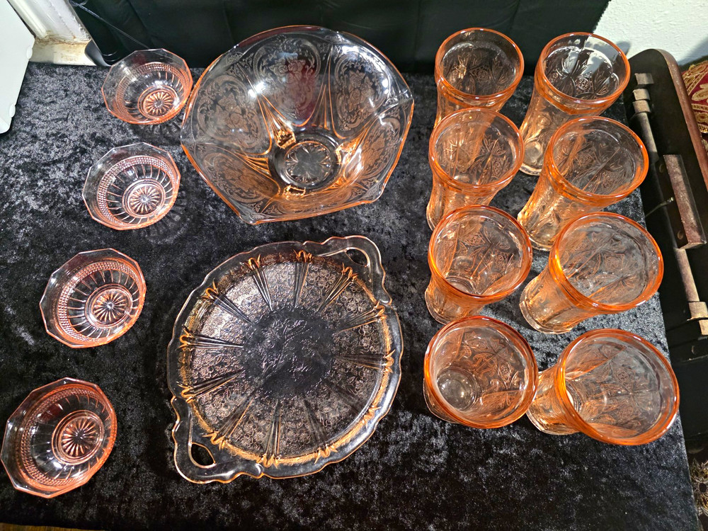 14pc Vintage Pink Depression Glass Set (Hazel-Atlas Royal Lace)