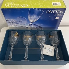 Oneida Capri 24% Lead Crystal Set Of four 9 3/4 oz 8″ Tall Flutes