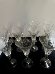 VTG 50s HAND CUT PANEL ETCHED KNOB STEM 9”H WINE SHERRY GLASSES SET OF 11 READ
