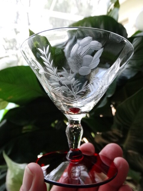 Unknown Maker Wheel Cut Rose Low Sherbet w/ Red Foot (UNK424) Excel Used Cond.