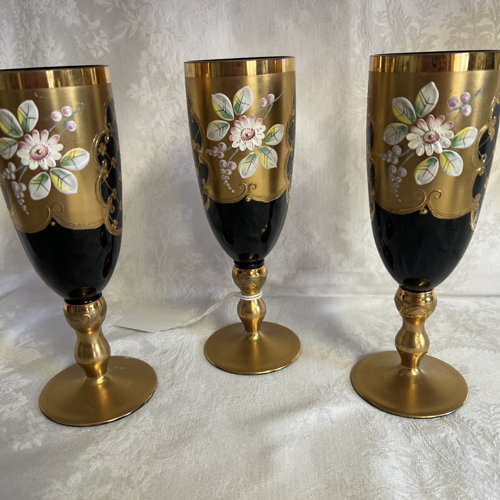VINTAGE BOHEMIAN 3 CHAMPAGNE ART GLASSES BLACK AND GOLD WITH FLOWERS DECOR